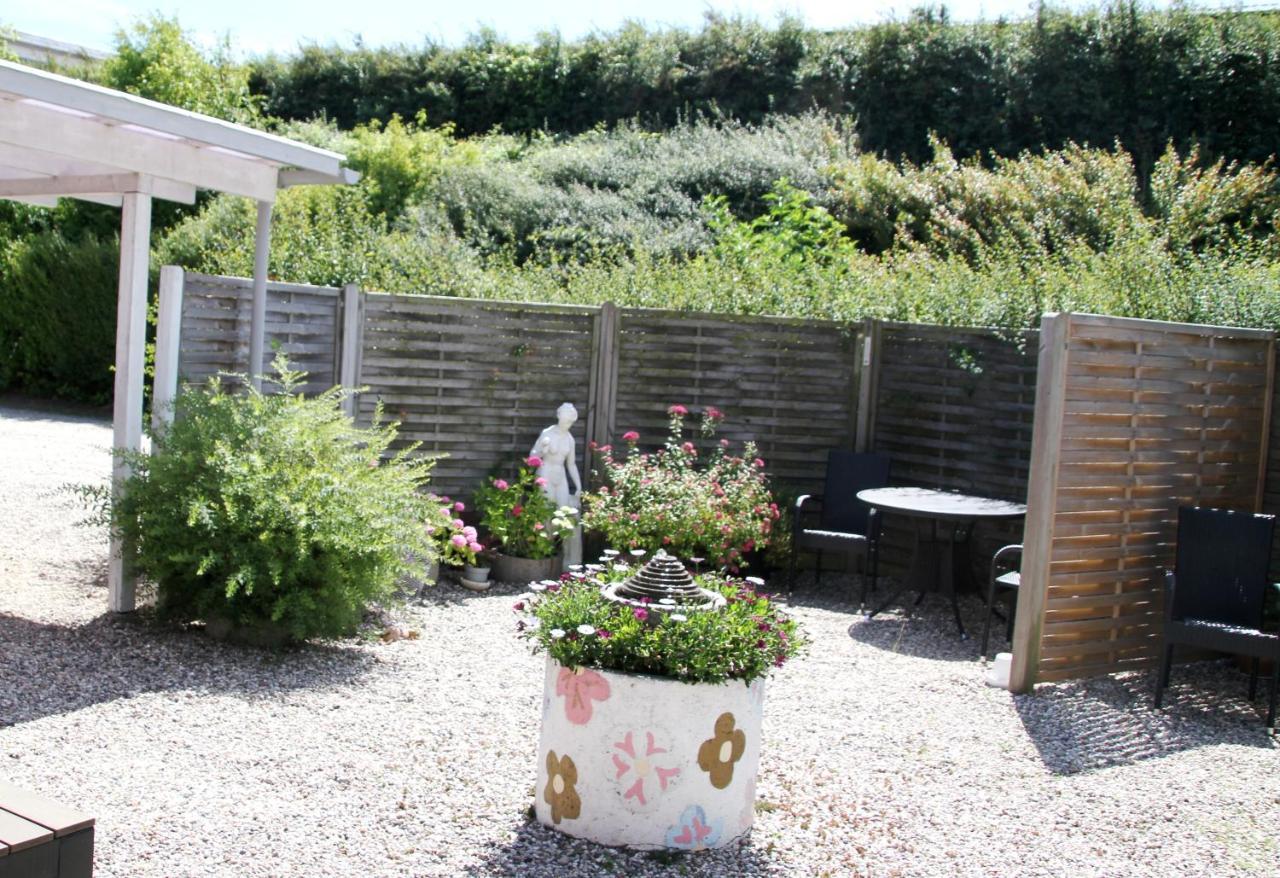 Hine Bakke Bed And Breakfast Rudkøbing 외부 사진